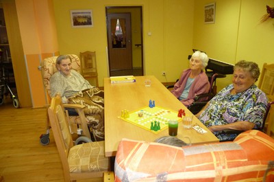 Člověče, nezlob se - souboj generací