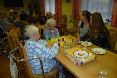 Člověče, nezlob se - souboj generací