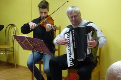 Páteční dopoledne s harmonikou