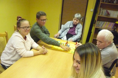 Hraní her - Člověče, nezlob se