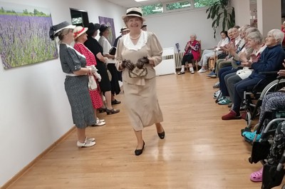 Sociální služby Semily, příspěvková organizace - Módní přehlídka