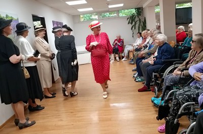 Sociální služby Semily, příspěvková organizace - Módní přehlídka