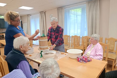 Sociální služby Semily, příspěvková organizace - Střípky z domova
