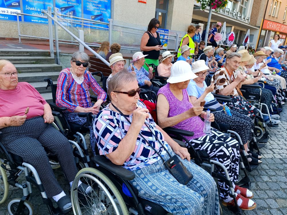 Sociální služby Semily, příspěvková organizace - Procházka po Semilech s žáky ZŠ Riegra