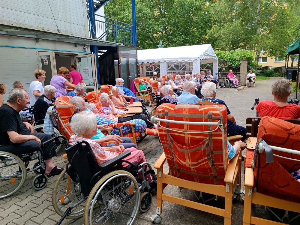 Sociální služby Semily, příspěvková organizace - Vystoupení Semilské 12